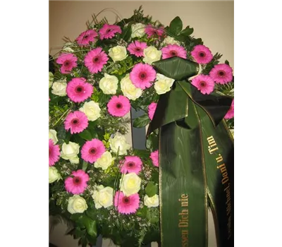 Trauerkranz Biedermeierform M